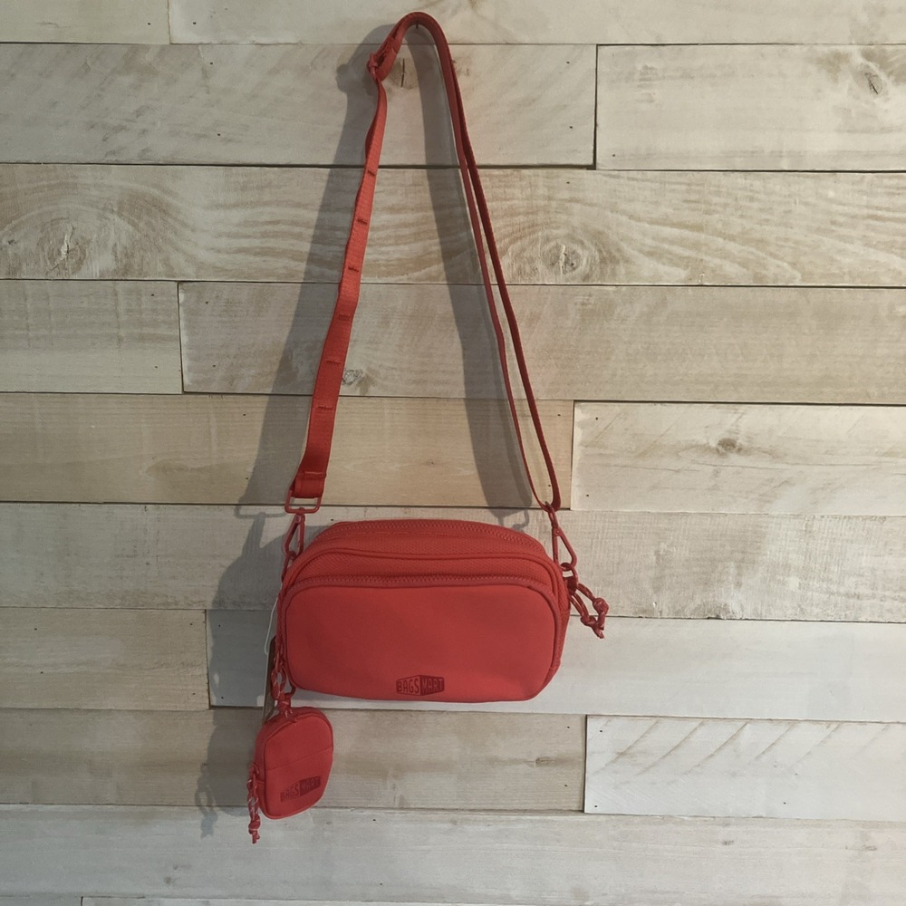 BAGSMART REIKI NWT Pink Crossbody Bag 2 Piece Travel Gym Athleisure Compact